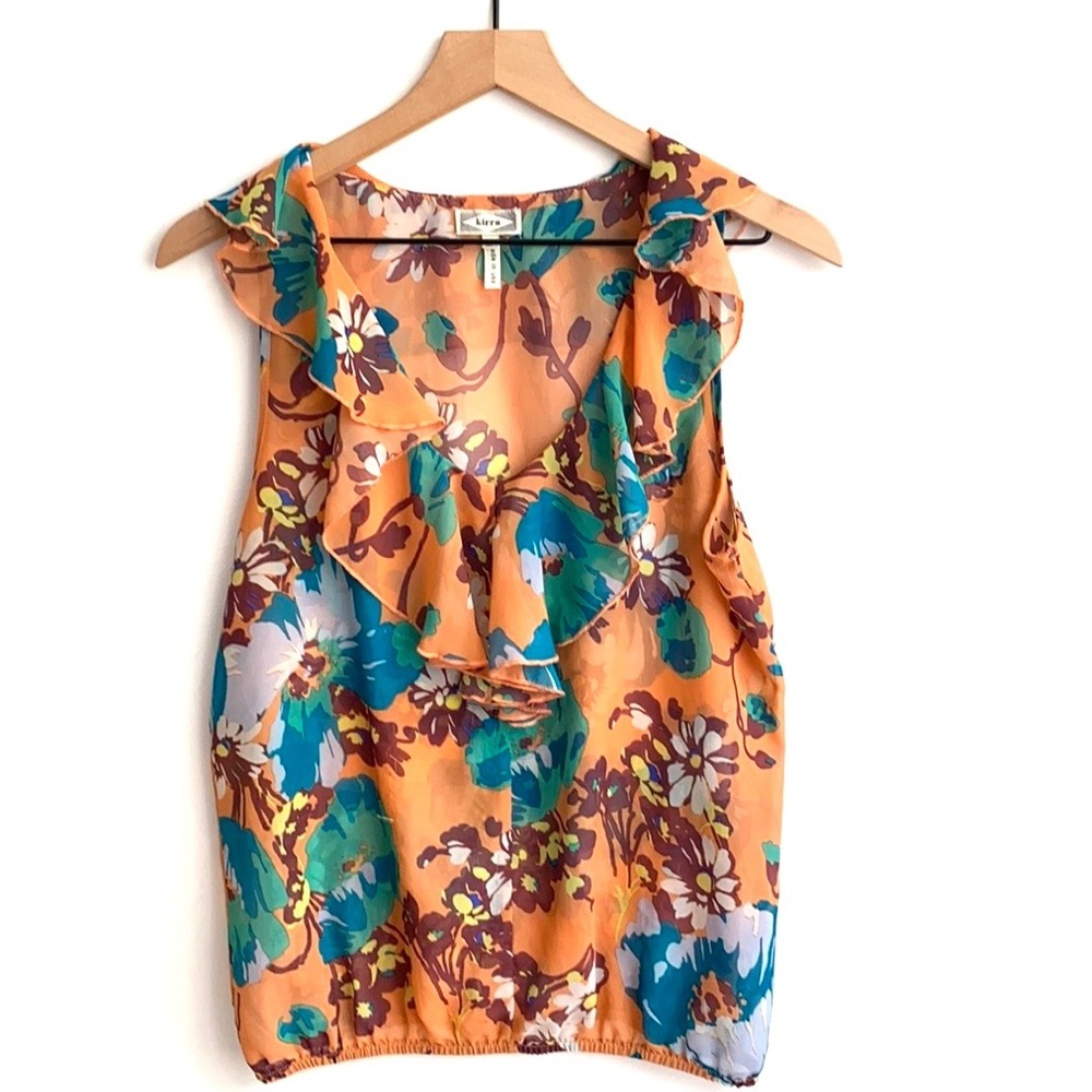 Kirra sleeveless ruffled floral blouse, Size M